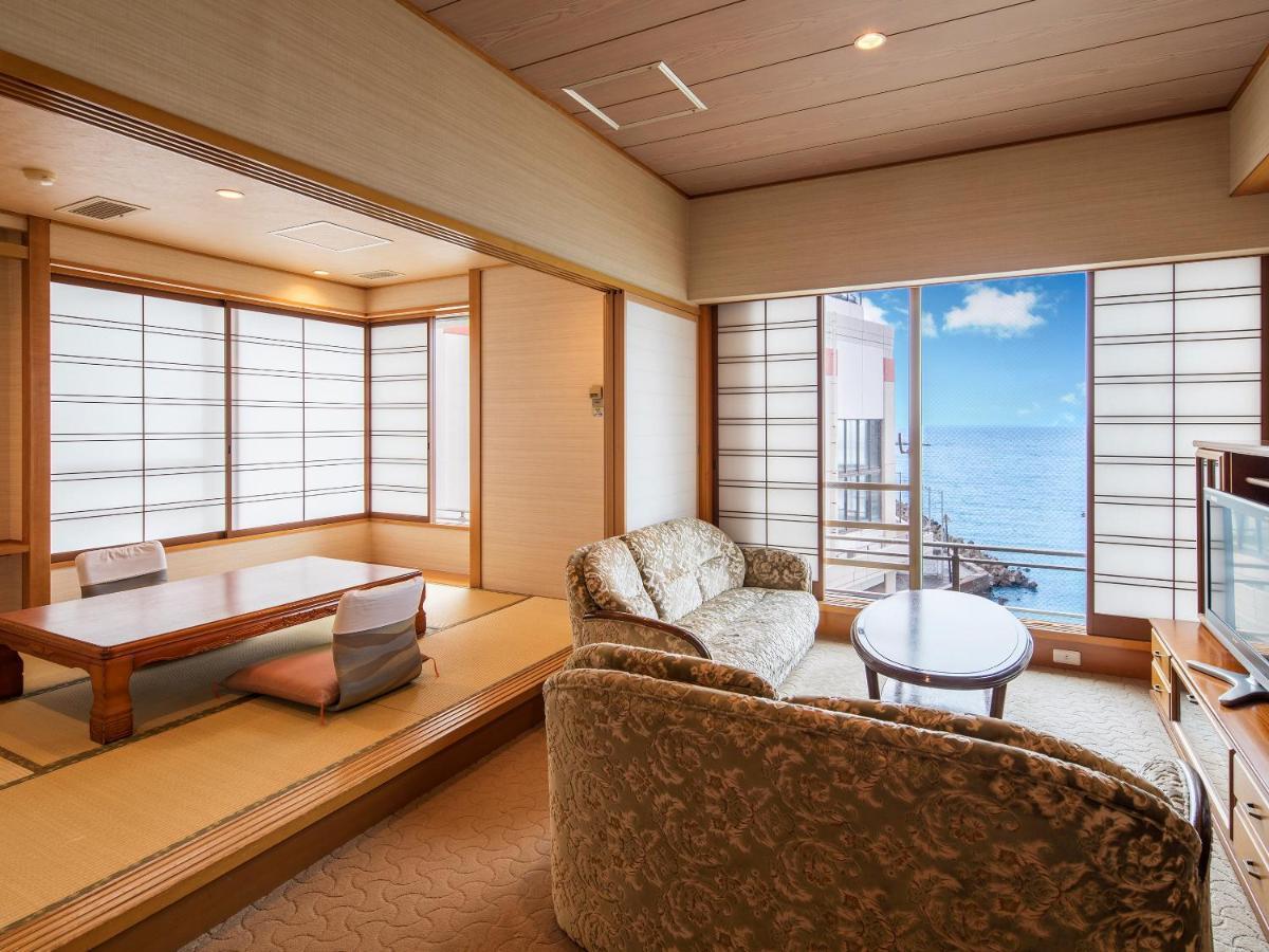 Mikazuki Sea-Park Hotel Katsuura Kacuura Kültér fotó
