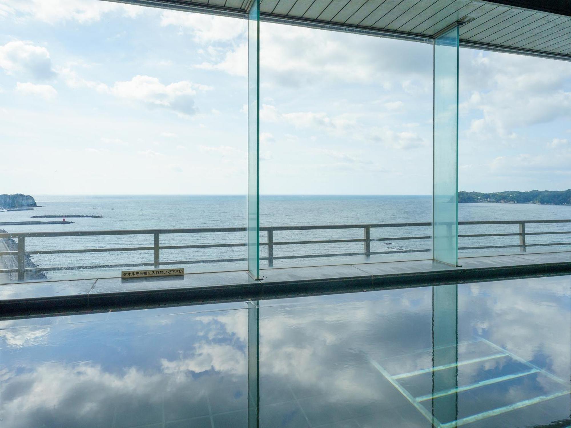Mikazuki Sea-Park Hotel Katsuura Kacuura Kültér fotó